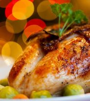 Can dogs eat turkey for Christmas dinner?